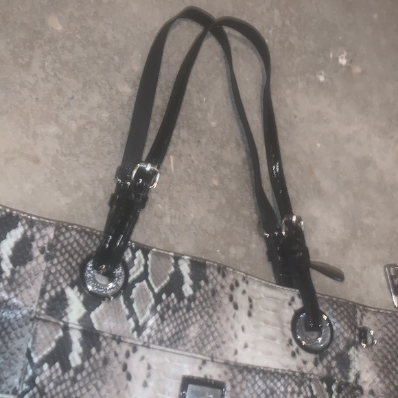 Grace Adele shoulder bag - Picture 3 of 9